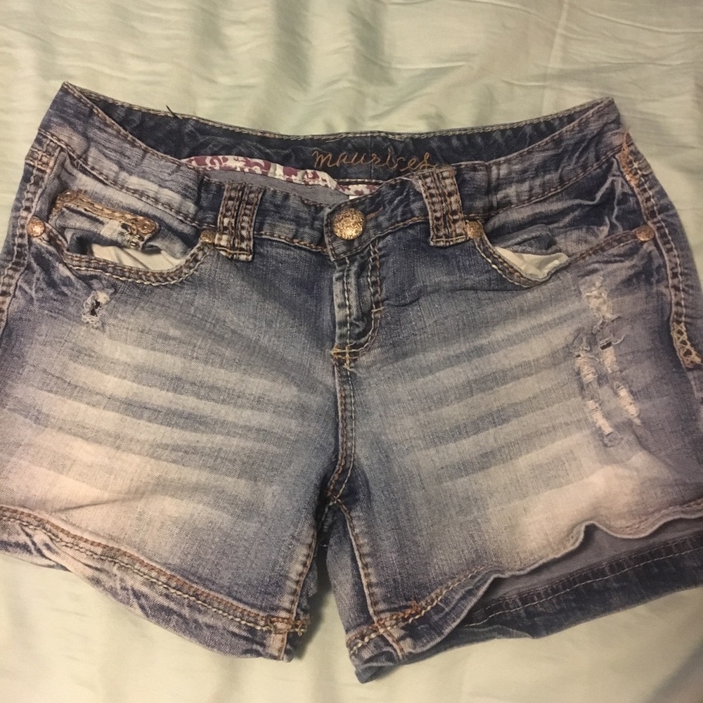 Maurice’s blue jean shorts size 9/10